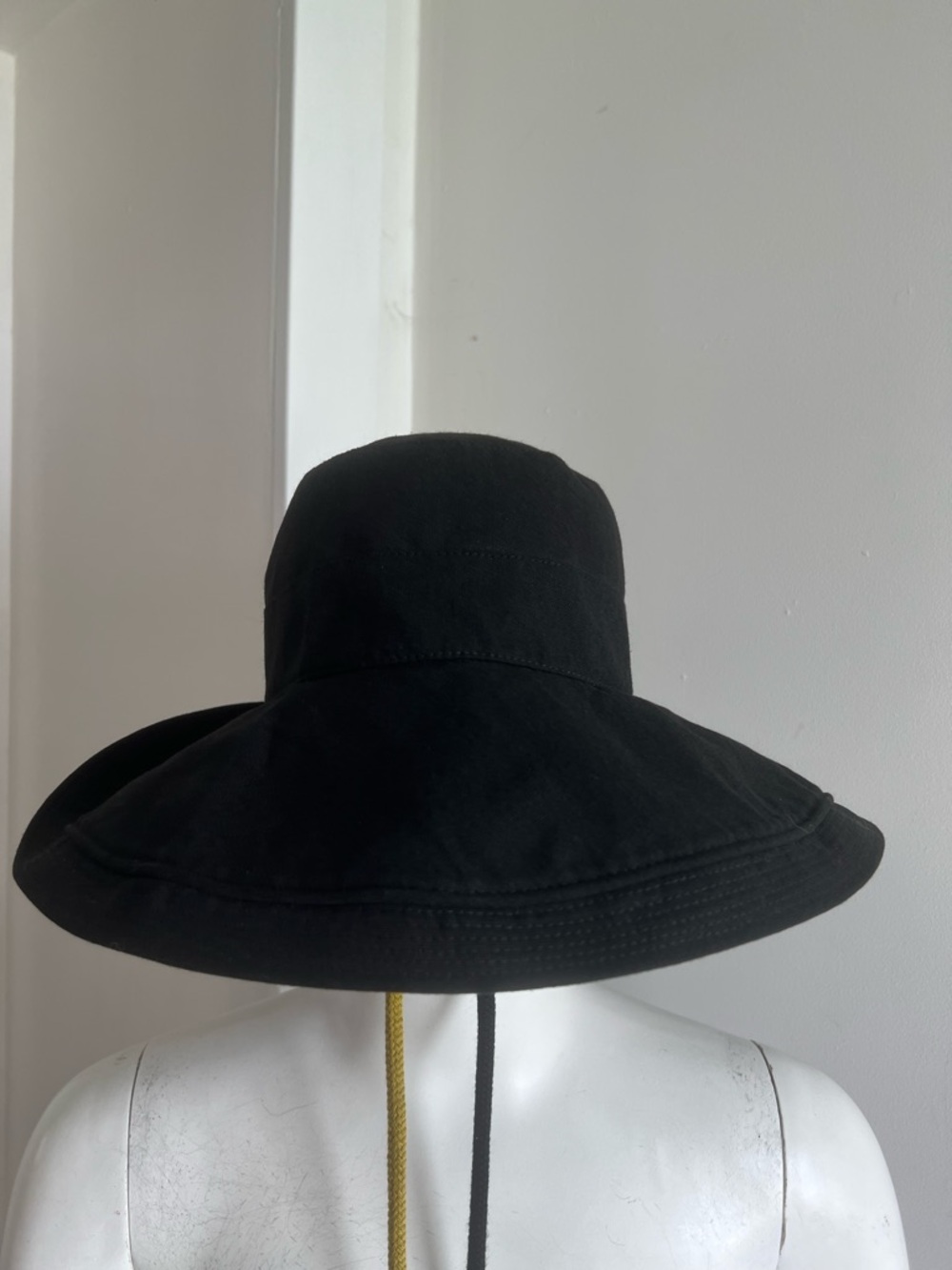 Karema Deodato Wide Brim Black Bucket Hat Size Medium Canvas Packable - Picture 7 of 8